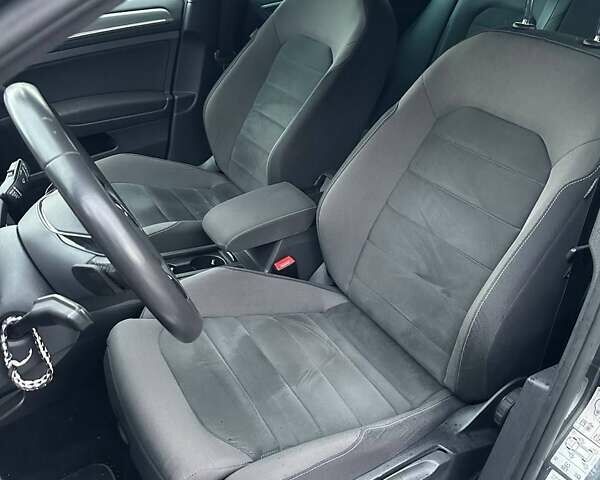 Серый Фольксваген Golf Alltrack, объемом двигателя 2 л и пробегом 254 тыс. км за 19500 $, фото 18 на Automoto.ua