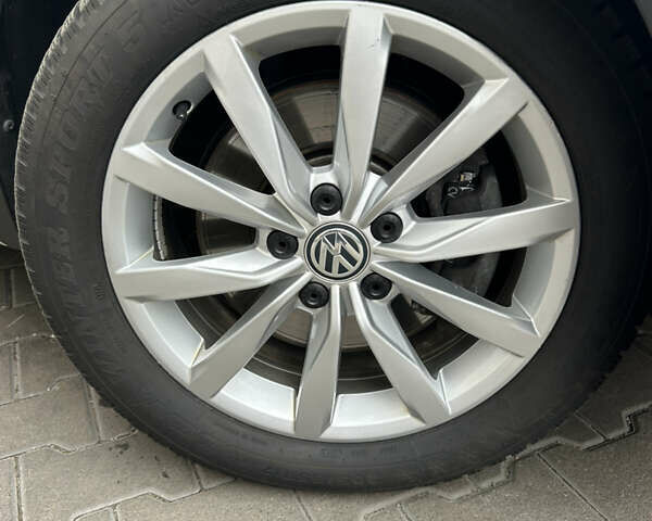 Серый Фольксваген Golf Alltrack, объемом двигателя 2 л и пробегом 185 тыс. км за 19900 $, фото 21 на Automoto.ua