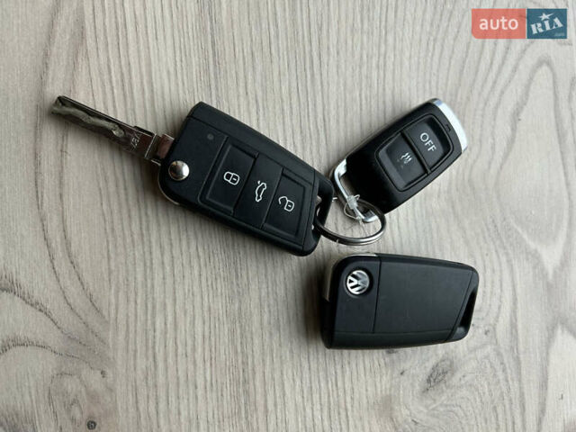 Серый Фольксваген Golf Alltrack, объемом двигателя 2 л и пробегом 185 тыс. км за 19900 $, фото 40 на Automoto.ua