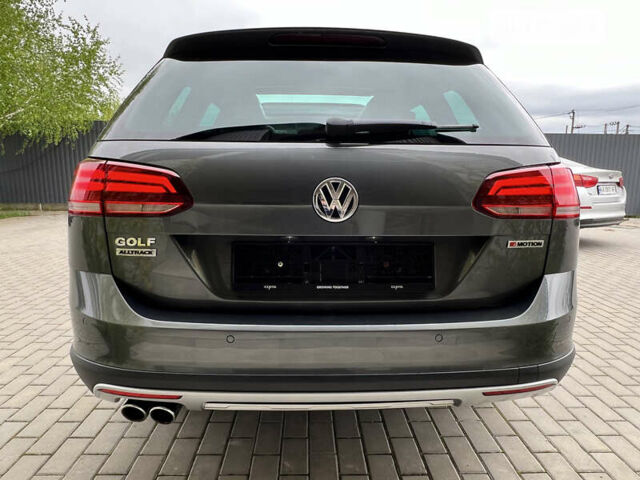 Серый Фольксваген Golf Alltrack, объемом двигателя 2 л и пробегом 186 тыс. км за 21499 $, фото 9 на Automoto.ua