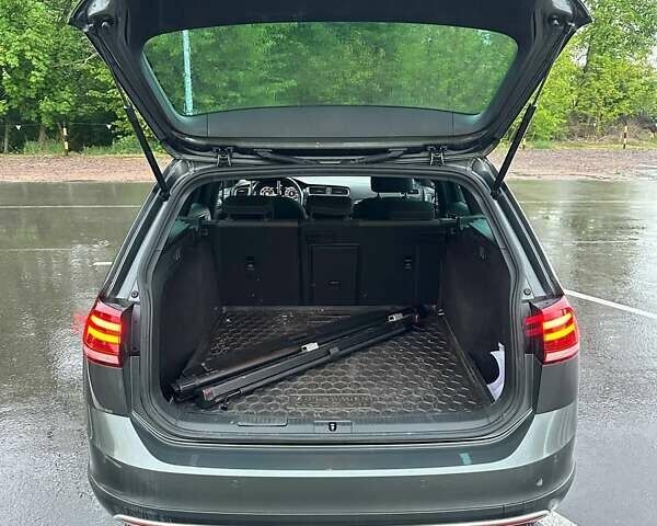 Серый Фольксваген Golf Alltrack, объемом двигателя 2 л и пробегом 254 тыс. км за 19500 $, фото 20 на Automoto.ua