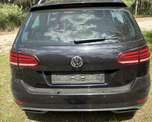 Сірий Фольксваген Golf Alltrack, об'ємом двигуна 1.6 л та пробігом 230 тис. км за 13600 $, фото 2 на Automoto.ua