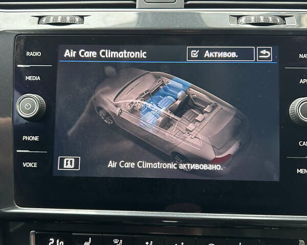 Серый Фольксваген Golf Alltrack, объемом двигателя 2 л и пробегом 185 тыс. км за 19900 $, фото 31 на Automoto.ua