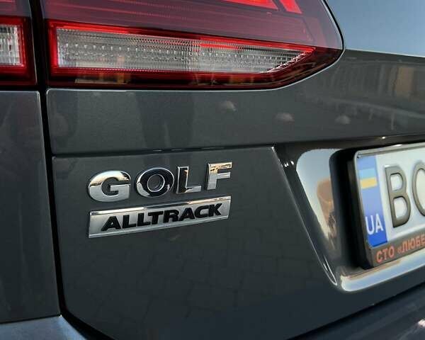 Серый Фольксваген Golf Alltrack, объемом двигателя 1.8 л и пробегом 37 тыс. км за 17500 $, фото 31 на Automoto.ua