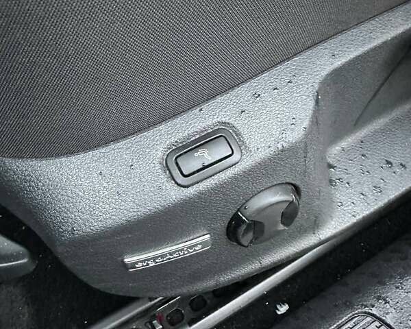 Серый Фольксваген Golf Alltrack, объемом двигателя 2 л и пробегом 254 тыс. км за 19500 $, фото 15 на Automoto.ua