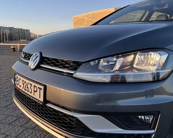 Сірий Фольксваген Golf Alltrack, об'ємом двигуна 1.8 л та пробігом 37 тис. км за 17500 $, фото 1 на Automoto.ua