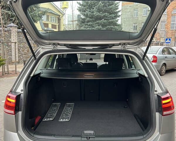 Серый Фольксваген Golf Alltrack, объемом двигателя 2 л и пробегом 185 тыс. км за 19900 $, фото 18 на Automoto.ua