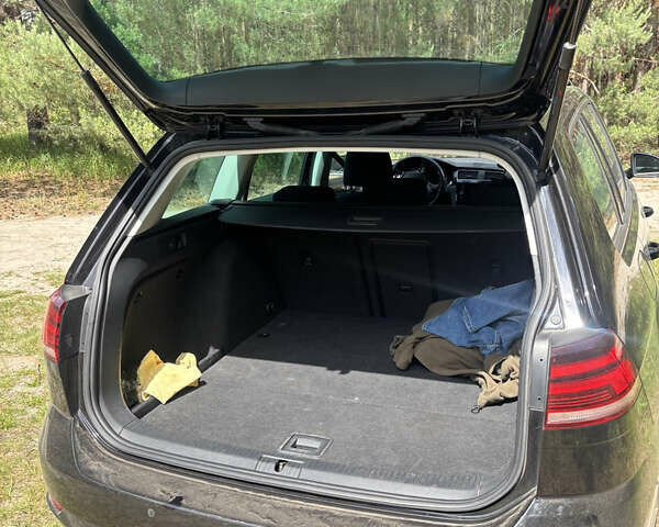 Сірий Фольксваген Golf Alltrack, об'ємом двигуна 1.6 л та пробігом 230 тис. км за 13600 $, фото 6 на Automoto.ua