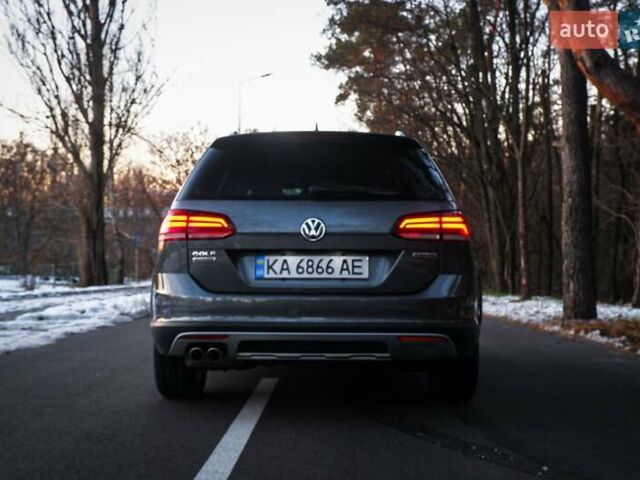 Серый Фольксваген Golf Alltrack, объемом двигателя 2 л и пробегом 254 тыс. км за 19500 $, фото 30 на Automoto.ua