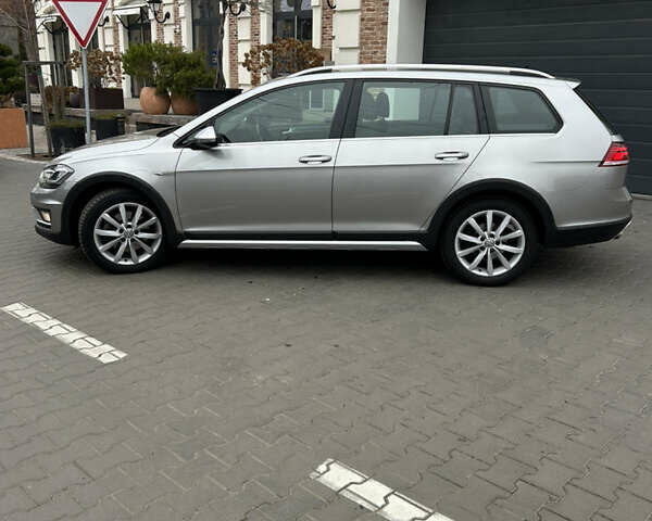 Серый Фольксваген Golf Alltrack, объемом двигателя 2 л и пробегом 185 тыс. км за 19900 $, фото 8 на Automoto.ua
