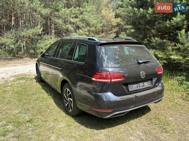 Сірий Фольксваген Golf Alltrack, об'ємом двигуна 1.6 л та пробігом 230 тис. км за 13600 $, фото 5 на Automoto.ua