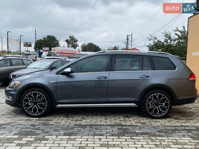 Серый Фольксваген Golf Alltrack, объемом двигателя 1.8 л и пробегом 72 тыс. км за 16200 $, фото 5 на Automoto.ua