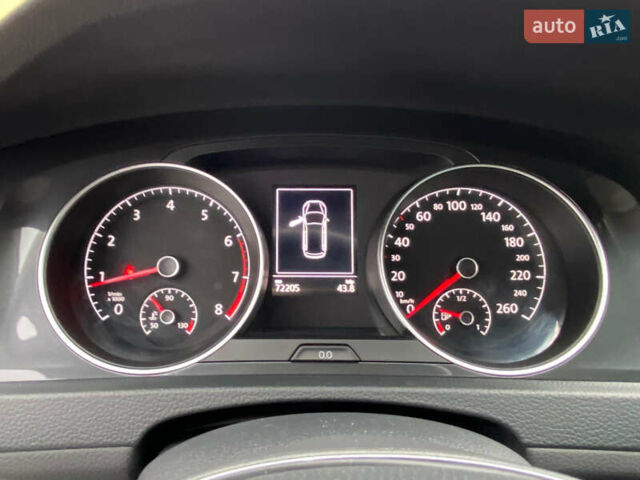 Серый Фольксваген Golf Alltrack, объемом двигателя 1.8 л и пробегом 72 тыс. км за 16200 $, фото 10 на Automoto.ua