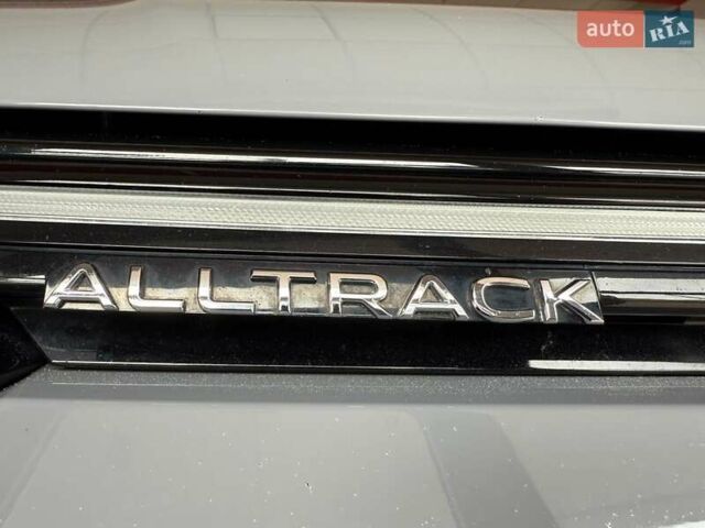 Сірий Фольксваген Golf Alltrack, об'ємом двигуна 1.97 л та пробігом 42 тис. км за 37500 $, фото 7 на Automoto.ua