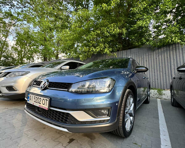 Синий Фольксваген Golf Alltrack, объемом двигателя 1.8 л и пробегом 119 тыс. км за 16900 $, фото 2 на Automoto.ua
