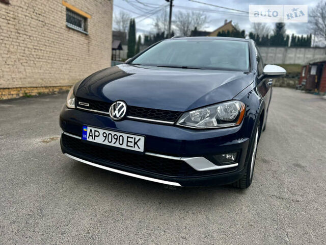 Синій Фольксваген Golf Alltrack, об'ємом двигуна 1.8 л та пробігом 93 тис. км за 13999 $, фото 1 на Automoto.ua