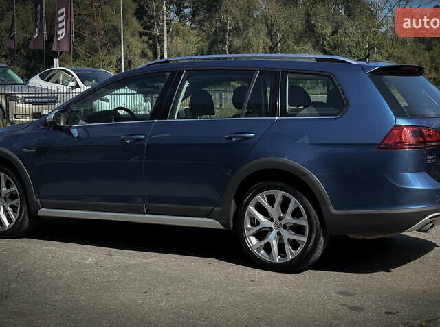 Синий Фольксваген Golf Alltrack, объемом двигателя 1.8 л и пробегом 72 тыс. км за 13500 $, фото 6 на Automoto.ua