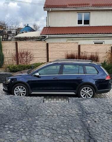 Синій Фольксваген Golf Alltrack, об'ємом двигуна 1.8 л та пробігом 53 тис. км за 17500 $, фото 43 на Automoto.ua