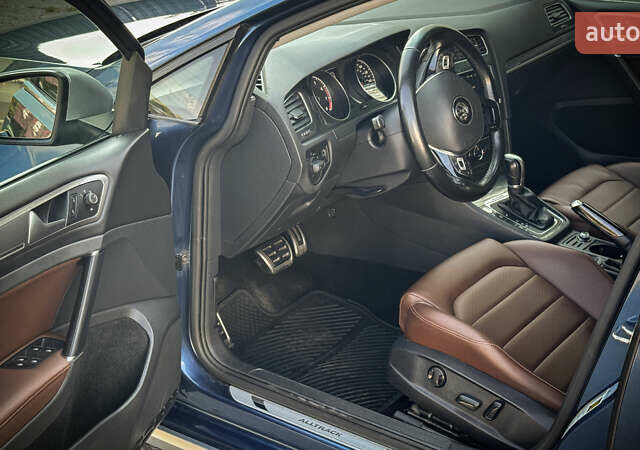 Синий Фольксваген Golf Alltrack, объемом двигателя 1.8 л и пробегом 72 тыс. км за 13500 $, фото 13 на Automoto.ua