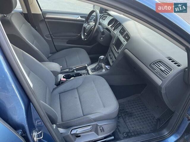 Синий Фольксваген Golf Alltrack, объемом двигателя 1.8 л и пробегом 219 тыс. км за 15000 $, фото 13 на Automoto.ua