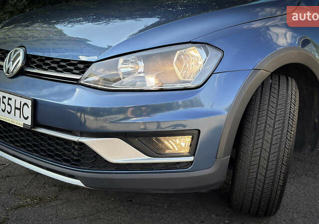 Синий Фольксваген Golf Alltrack, объемом двигателя 1.8 л и пробегом 72 тыс. км за 13500 $, фото 7 на Automoto.ua