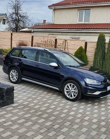 Синій Фольксваген Golf Alltrack, об'ємом двигуна 1.8 л та пробігом 53 тис. км за 17500 $, фото 33 на Automoto.ua