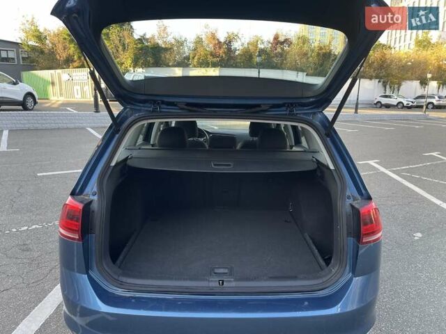 Синий Фольксваген Golf Alltrack, объемом двигателя 1.8 л и пробегом 219 тыс. км за 15000 $, фото 7 на Automoto.ua