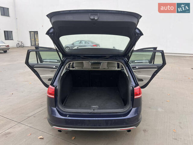 Синий Фольксваген Golf Alltrack, объемом двигателя 1.8 л и пробегом 117 тыс. км за 13300 $, фото 8 на Automoto.ua