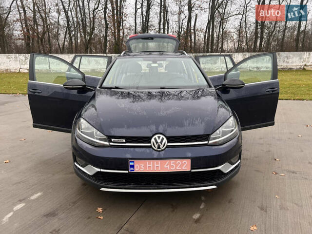 Синий Фольксваген Golf Alltrack, объемом двигателя 1.8 л и пробегом 117 тыс. км за 13300 $, фото 6 на Automoto.ua