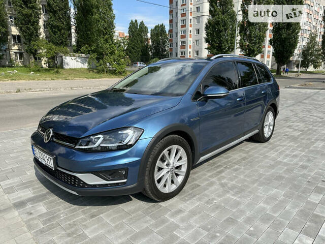 Синий Фольксваген Golf Alltrack, объемом двигателя 1.8 л и пробегом 93 тыс. км за 17950 $, фото 1 на Automoto.ua