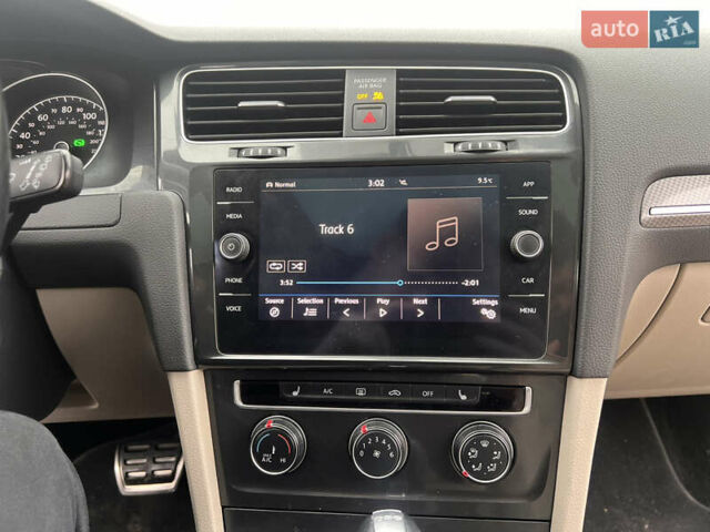 Синий Фольксваген Golf Alltrack, объемом двигателя 1.8 л и пробегом 117 тыс. км за 13300 $, фото 25 на Automoto.ua