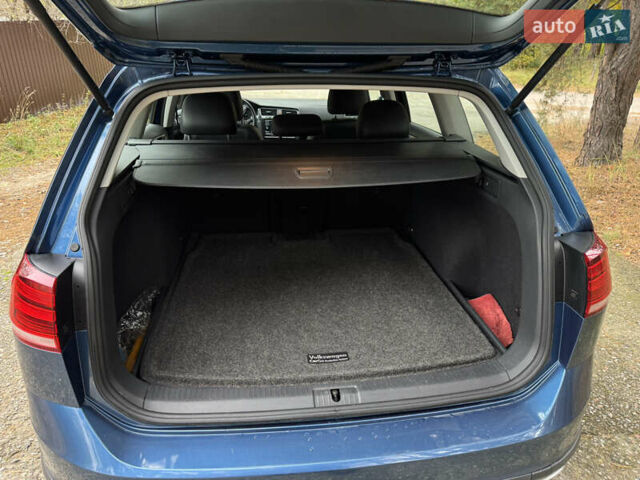 Синий Фольксваген Golf Alltrack, объемом двигателя 1.8 л и пробегом 158 тыс. км за 15500 $, фото 5 на Automoto.ua