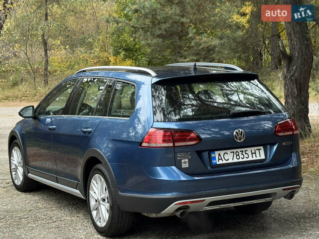 Синий Фольксваген Golf Alltrack, объемом двигателя 1.8 л и пробегом 158 тыс. км за 15500 $, фото 3 на Automoto.ua