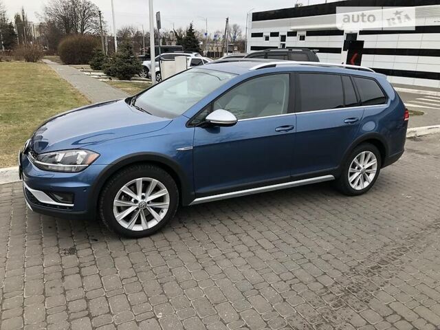 Синий Фольксваген Golf Alltrack, объемом двигателя 1.8 л и пробегом 86 тыс. км за 17000 $, фото 3 на Automoto.ua