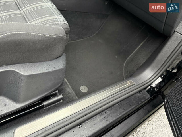 Чорний Фольксваген Golf GTD, об'ємом двигуна 1.97 л та пробігом 227 тис. км за 14700 $, фото 34 на Automoto.ua