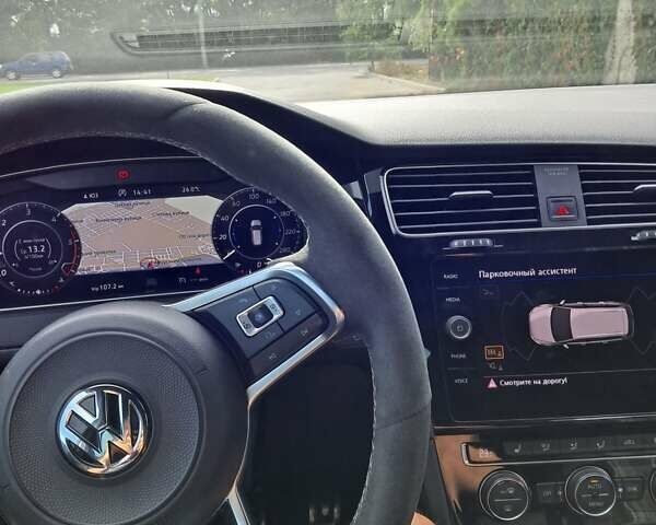 Черный Фольксваген Golf GTD, объемом двигателя 1.97 л и пробегом 268 тыс. км за 18000 $, фото 16 на Automoto.ua