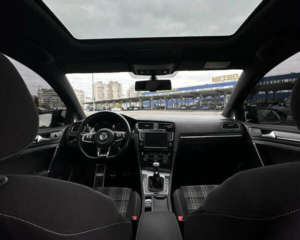 Серый Фольксваген Golf GTD, объемом двигателя 2 л и пробегом 257 тыс. км за 13850 $, фото 10 на Automoto.ua