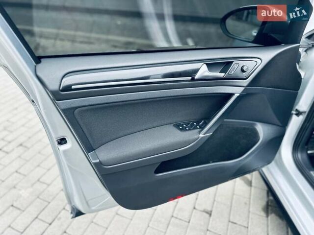 Серый Фольксваген Golf GTD, объемом двигателя 2 л и пробегом 205 тыс. км за 15100 $, фото 44 на Automoto.ua