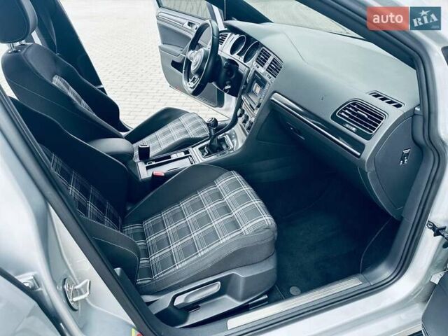 Серый Фольксваген Golf GTD, объемом двигателя 2 л и пробегом 205 тыс. км за 15100 $, фото 29 на Automoto.ua