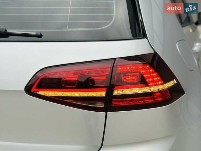 Серый Фольксваген Golf GTD, объемом двигателя 2 л и пробегом 205 тыс. км за 15100 $, фото 28 на Automoto.ua