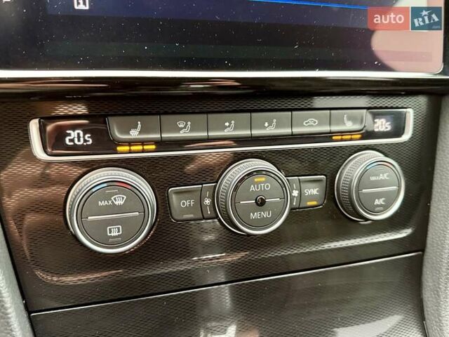 Серый Фольксваген Golf GTD, объемом двигателя 2 л и пробегом 138 тыс. км за 19000 $, фото 20 на Automoto.ua