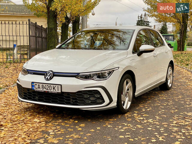 Белый Фольксваген Golf GTE, объемом двигателя 1.4 л и пробегом 138 тыс. км за 30500 $, фото 1 на Automoto.ua