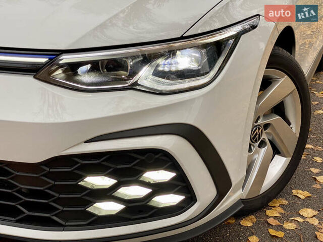 Белый Фольксваген Golf GTE, объемом двигателя 1.4 л и пробегом 138 тыс. км за 30500 $, фото 26 на Automoto.ua