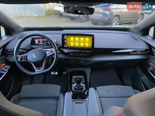 Черный Фольксваген ID.4 GTX, объемом двигателя 0 л и пробегом 34 тыс. км за 34999 $, фото 15 на Automoto.ua