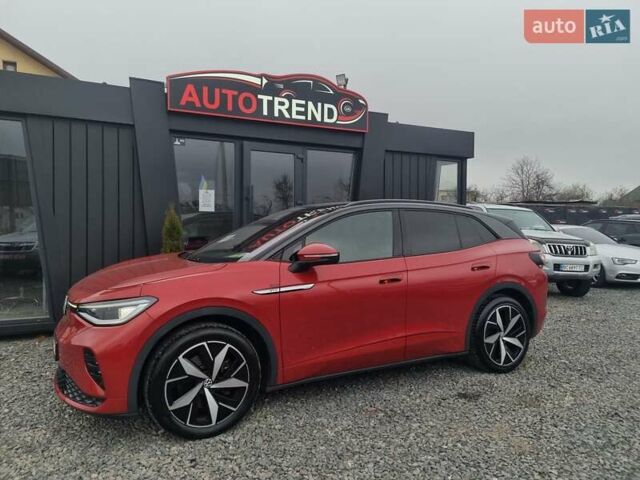 Красный Фольксваген ID.4 GTX, объемом двигателя 0 л и пробегом 55 тыс. км за 32300 $, фото 1 на Automoto.ua