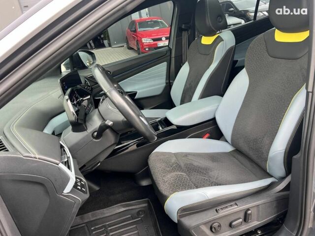 Серый Фольксваген ID.4 GTX, объемом двигателя 0 л и пробегом 60 тыс. км за 22490 $, фото 19 на Automoto.ua