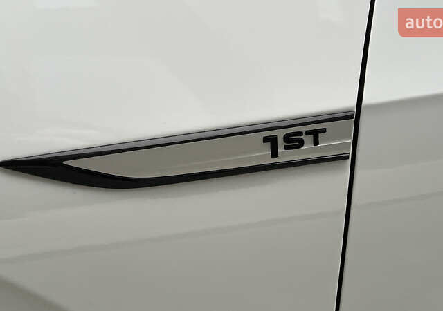 Белый Фольксваген ID.3, объемом двигателя 0 л и пробегом 127 тыс. км за 17499 $, фото 34 на Automoto.ua