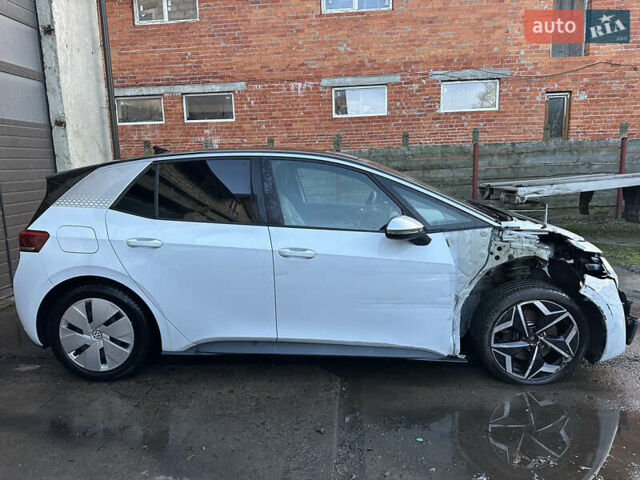 Білий Фольксваген ID.3, об'ємом двигуна 0 л та пробігом 55 тис. км за 12850 $, фото 16 на Automoto.ua