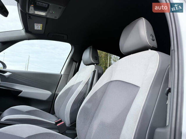 Фольксваген ID.3 2020 в Луцке на Automoto.ua Белый Фольксваген ID.3, объемом двигателя 0 л и пробегом 148 тыс. км за 17500 $, фото 18 на Automoto.ua