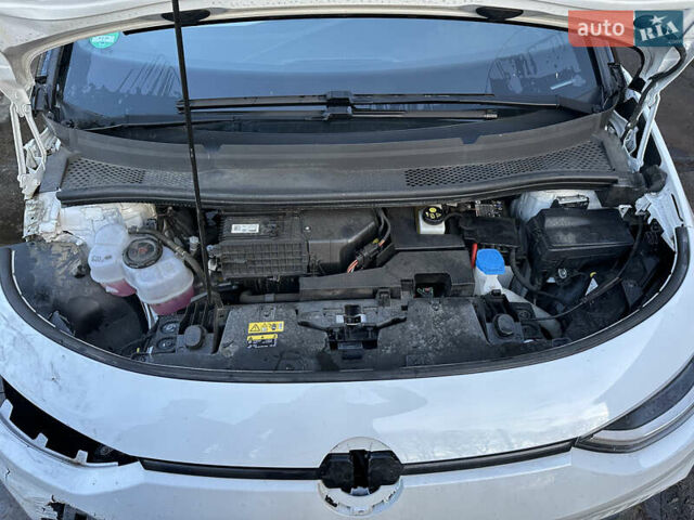 Білий Фольксваген ID.3, об'ємом двигуна 0 л та пробігом 55 тис. км за 12850 $, фото 19 на Automoto.ua